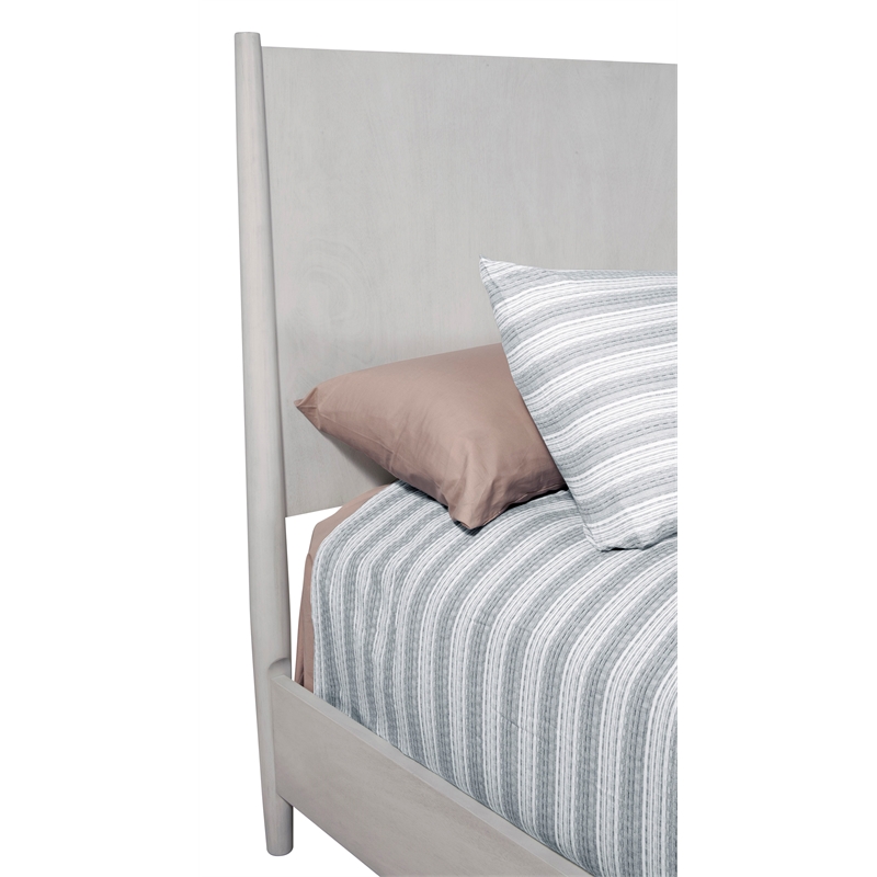 Pemberly Row Mid Century Modern Wood Full Size Panel Bed in Gray