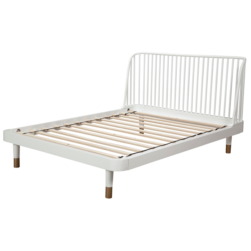 Pemberly Row Standard King Slat Back Wood Platform Bed in White