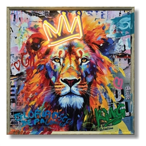 Pemberly Row Lion with Crown Canvas Neon Wall Art with Multi-Color Frame