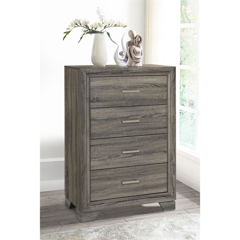Pemberly Row Transitional 4-drawer Chest of Drawers in Brown Oak