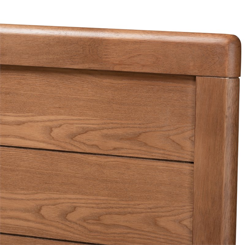 Pemberly Row Full Size Wood Platform Storage Bed with 4 Drawers in Brown