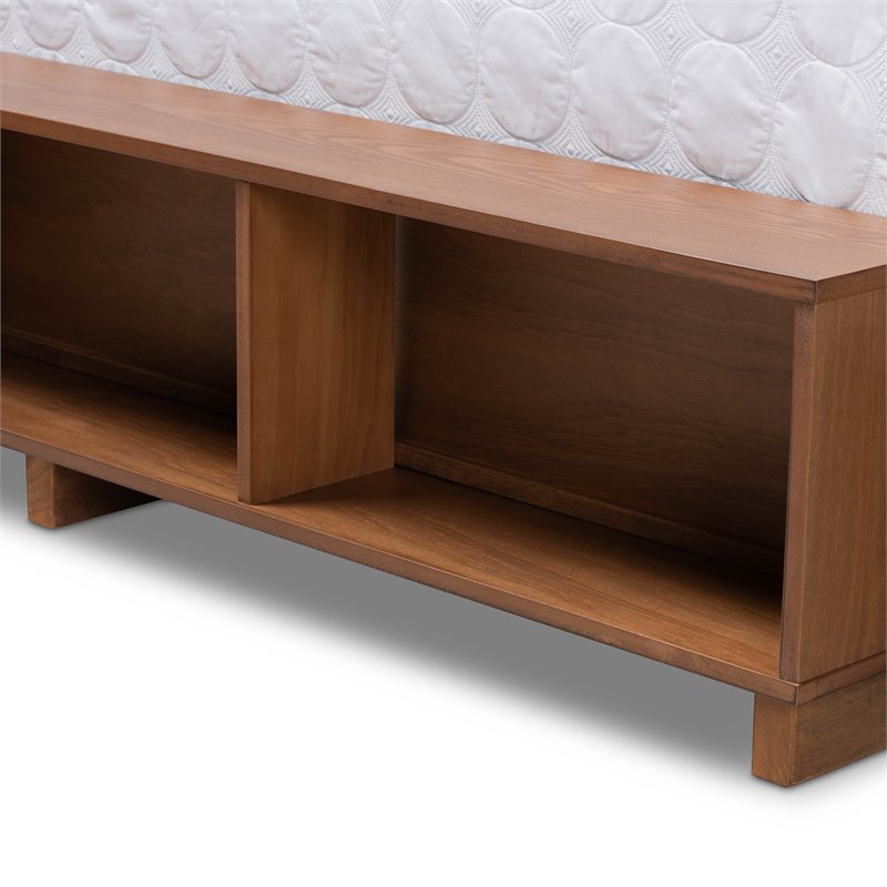 Pemberly Row Full Size Wood Platform Storage Bed with 4 Drawers in Brown