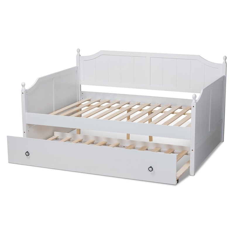 Pemberly Row Cottage Style Daybed with Trundle in White Wood Finish