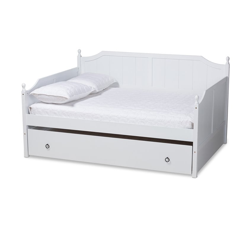 Pemberly Row Cottage Style Daybed with Trundle in White Wood Finish