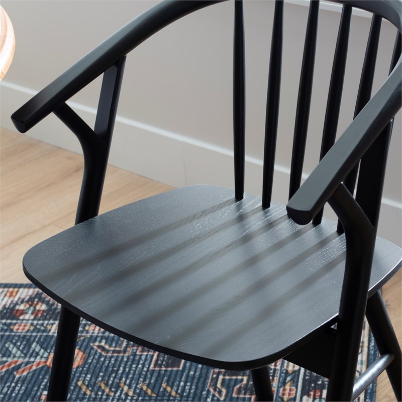 Pemberly Row Beechwood Windsor Dining Chair with Saddle Seat in Black