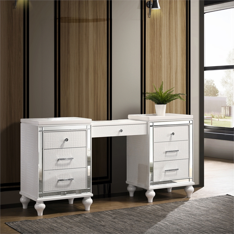 Pemberly Row Solid Wood 7-Drawer Vanity in White with Velvet Drawer