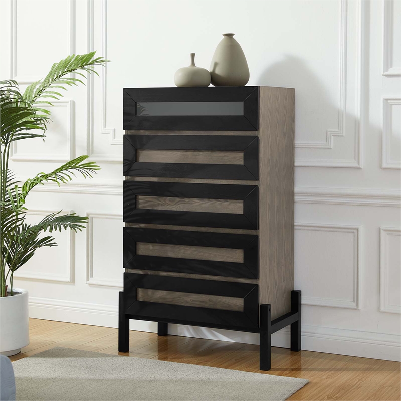 Pemberly Row MDF and Rubberwood Chest with Oak Grain Veneer and 5 Drawers