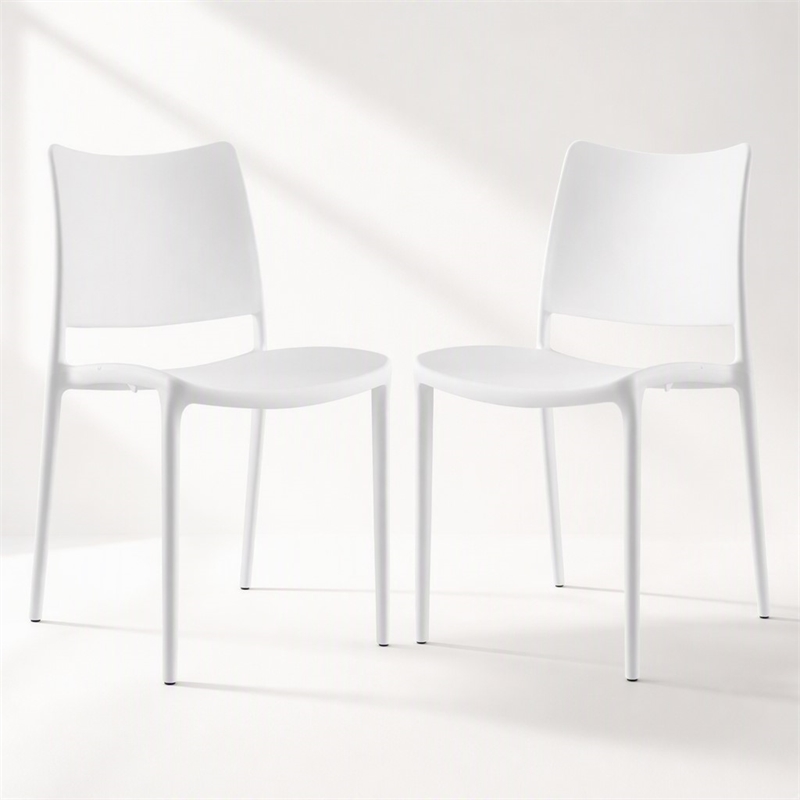 Pemberly Row Polypropylene Plastic Dining Side Chair in White (Set of 2)