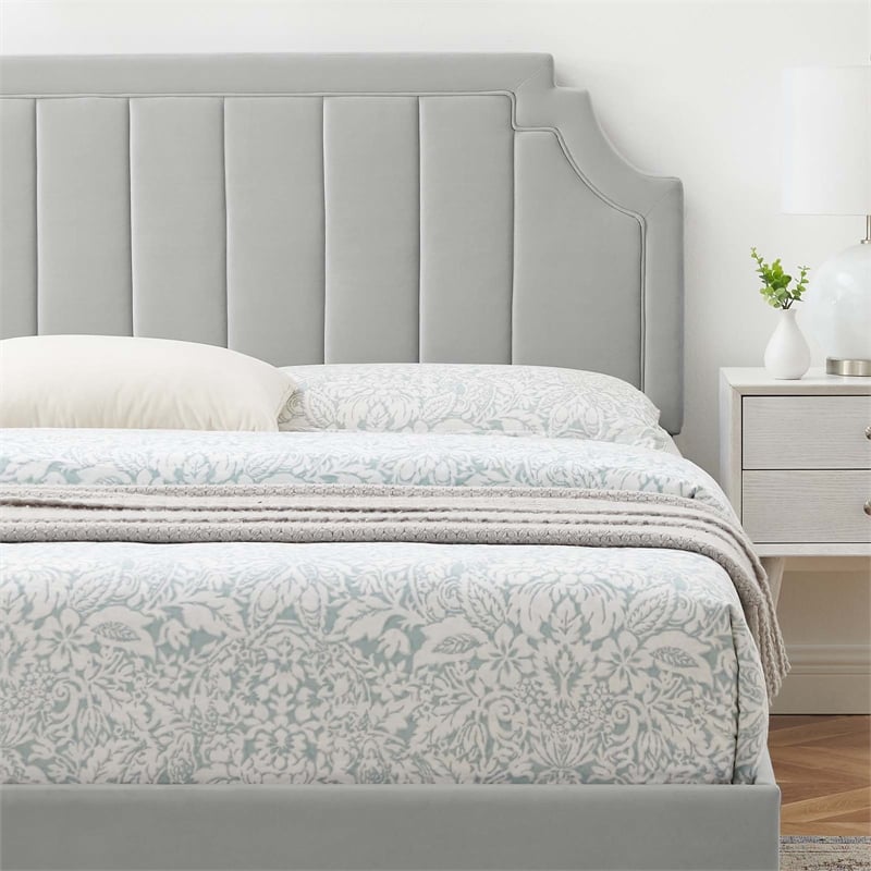 Pemberly Row Velvet Twin Platform Bed with Tufted Headboard in Light Gray