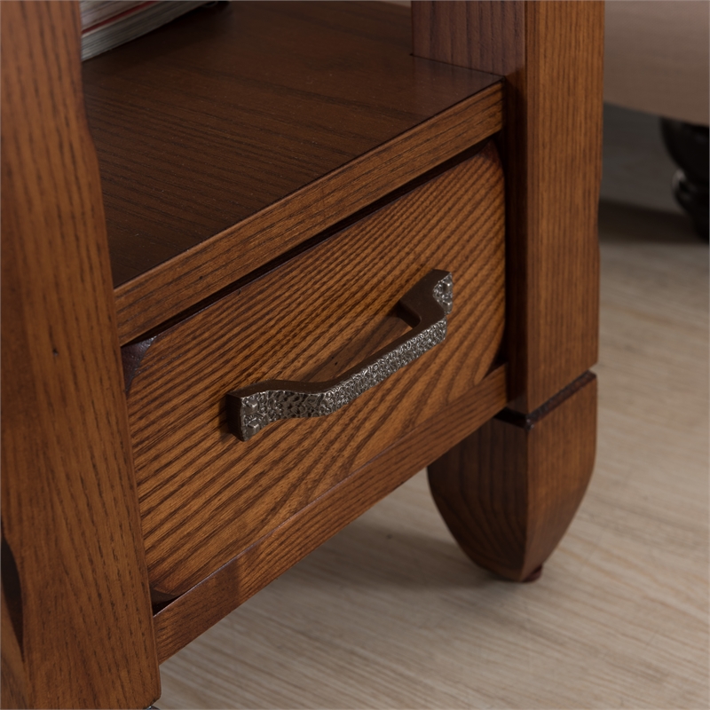 Pemberly Row Chairside End Table with Drawer in Rustic Oak