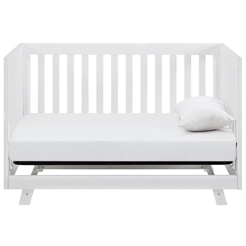 Storkcraft Beckett 3 in 1 Convertible Crib in White