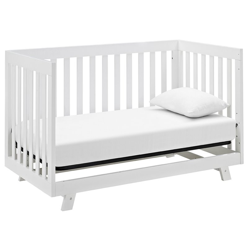 Storkcraft Beckett 3 in 1 Convertible Crib in White