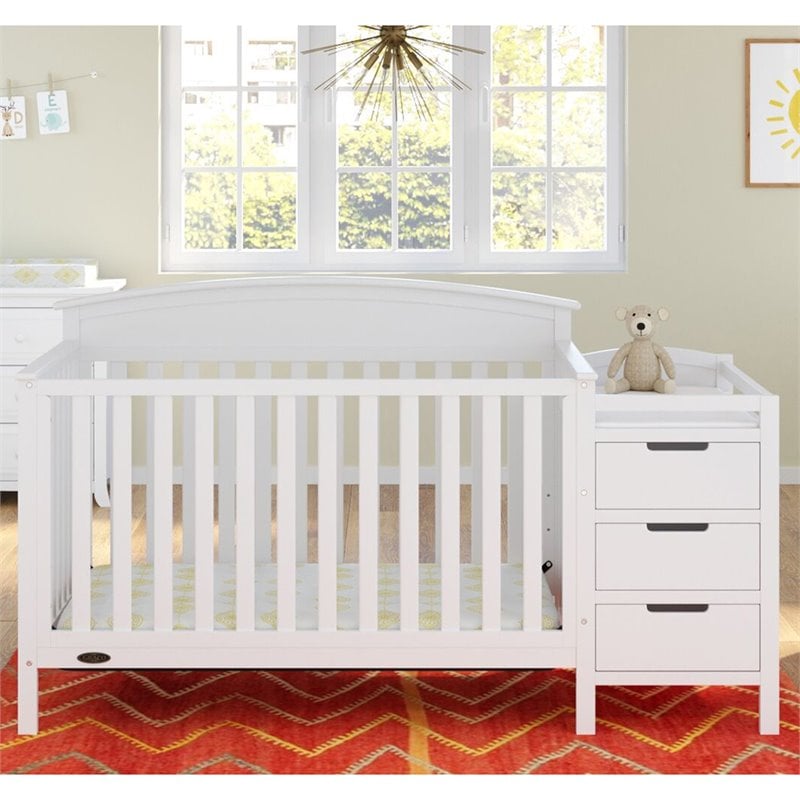 Graco Benton 5 in 1 Convertible Crib and Changer Set in White