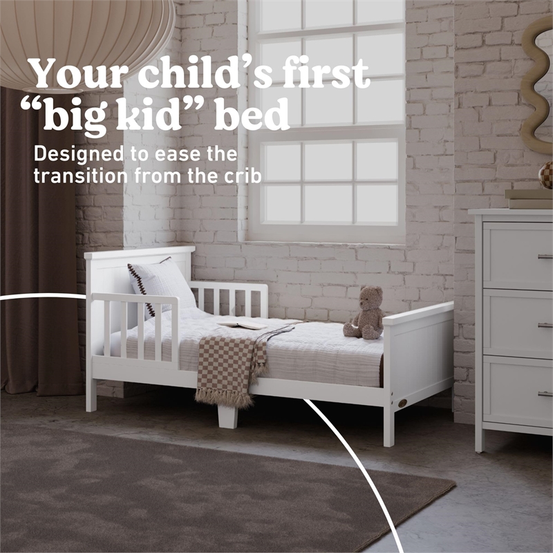 Stork Craft USA Graco Bailey Wood Toddler Bed in White Finish