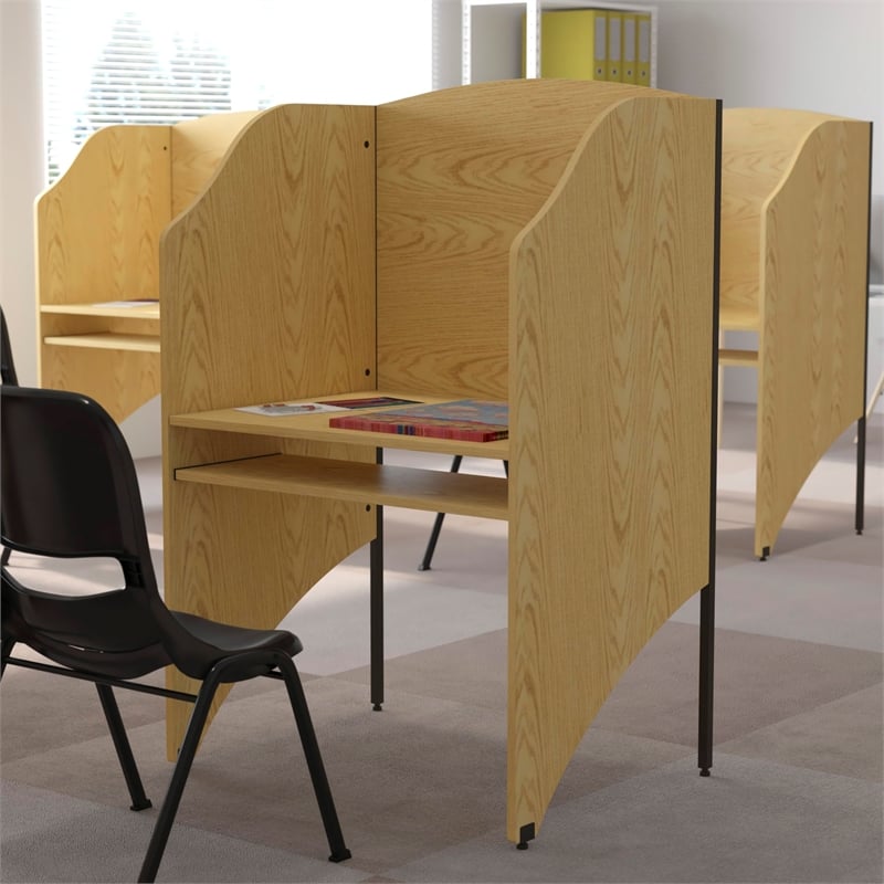 Scranton & Co Starter Study Carrel in Oak