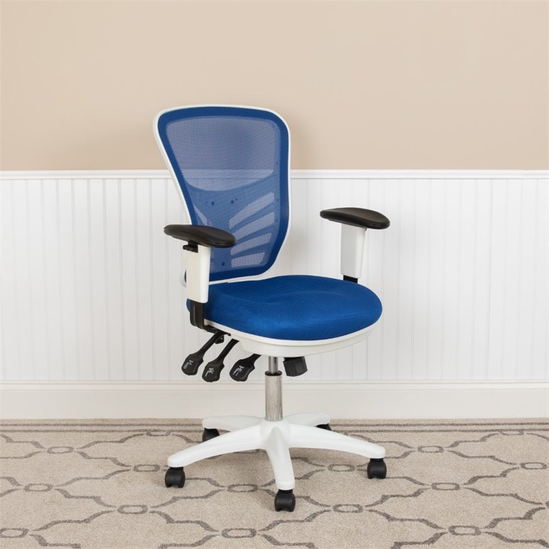 Scranton & Co Mid Back Executive Mesh Office Swivel Chair in Blue and White