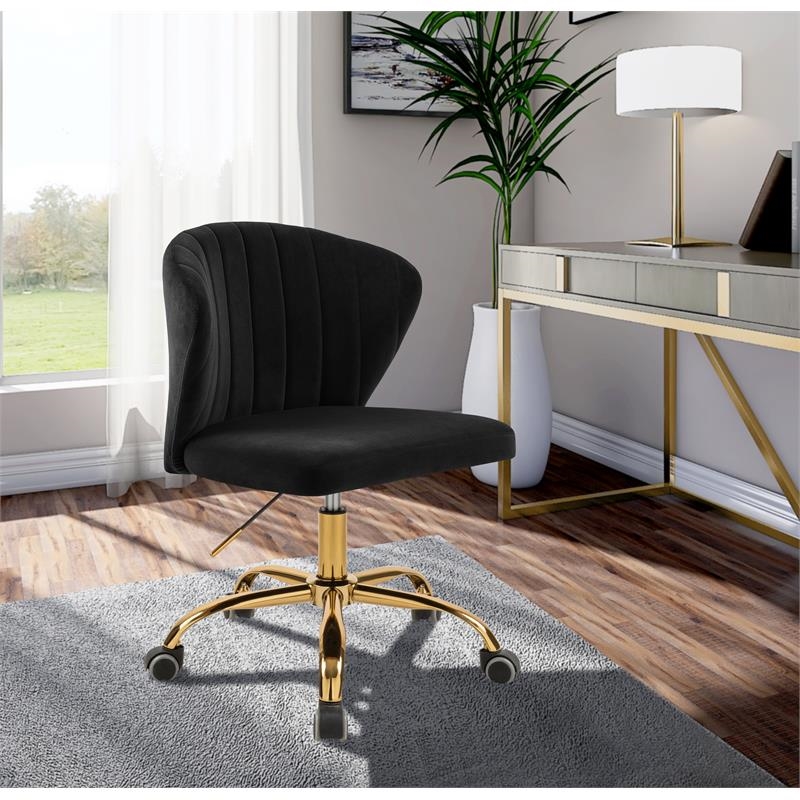 Scranton & Co Contemporary Velvet Swivel Adjustable Office Chair in Black