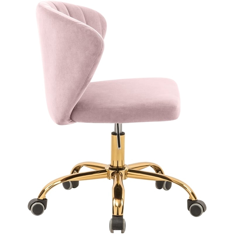 Scranton & Co Contemporary Velvet Swivel Adjustable Office Chair in Pink