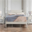 Scranton & Co Cottage Bed Set in Sandcastle Antique White with Spindle Design