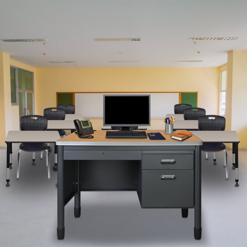 Scranton & Co 48 x 30
