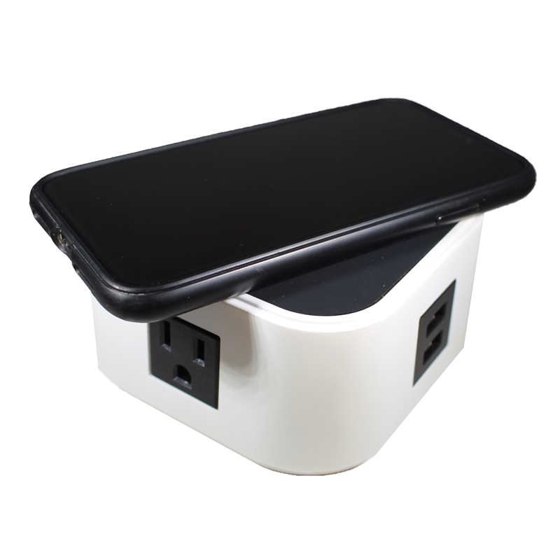Scranton & Co Quad Power Station with Wireless Charging in White
