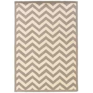 Hawthorne Collection 5' x 7' Hand Hooked Chevron Wool Rug in Gray