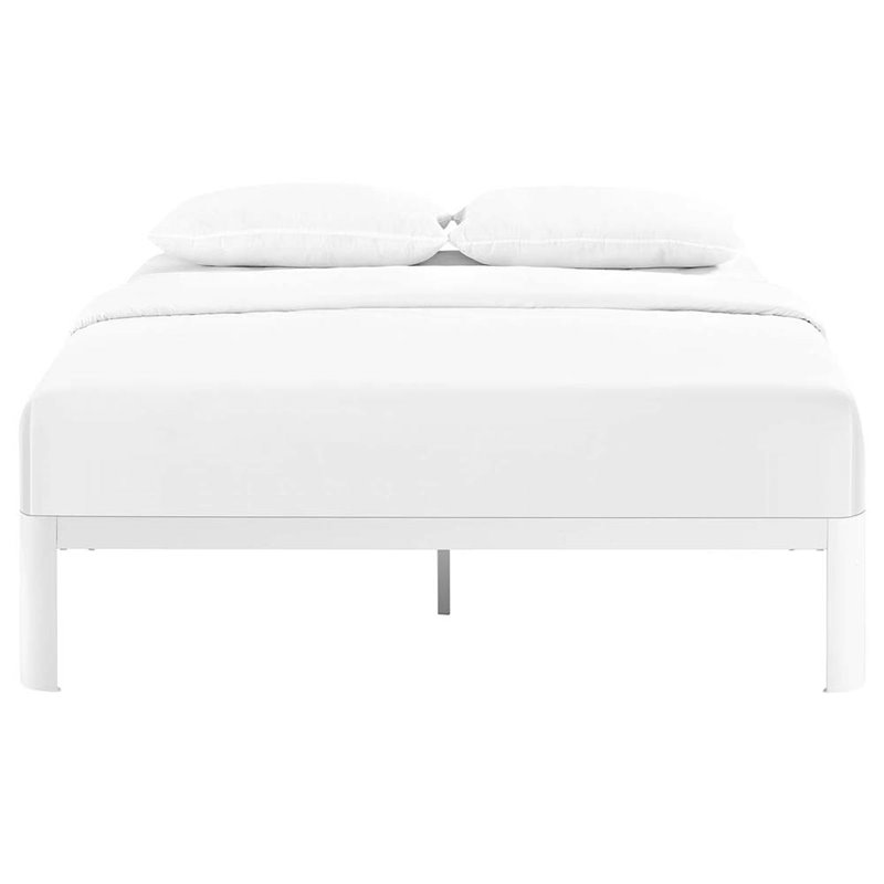 Hawthorne Collections Modern Metal Full Platform Bed in White