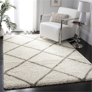 Hawthorne Collection Ivory Shag Rug - 4' x 6'
