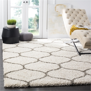 Hawthorne Collection 6' X 9' Power Loomed Rug in Ivory and Gray