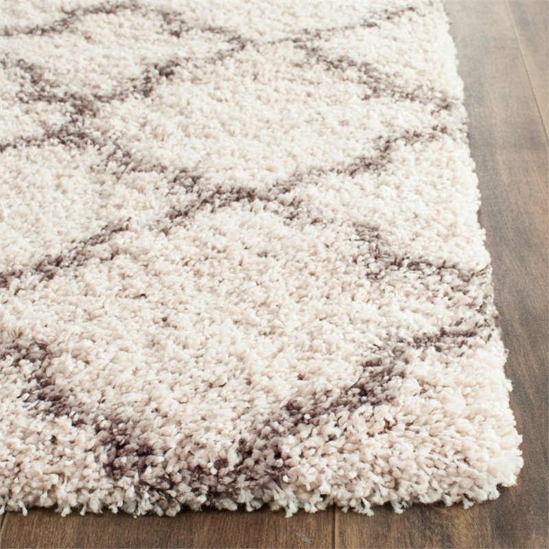 Hawthorne Collection 6' X 9' Power Loomed Rug in Ivory and Gray