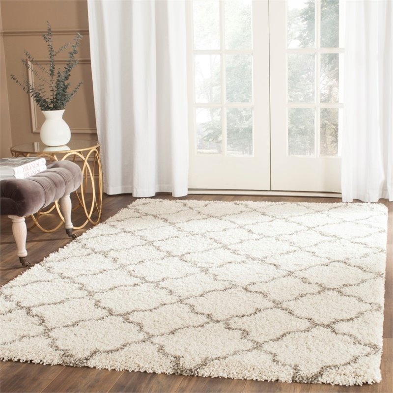 Hawthorne Collection 6' X 9' Power Loomed Rug in Ivory and Gray
