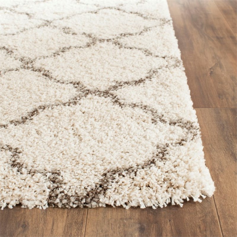 Hawthorne Collection 8' X 10' Power Loomed Rug in Ivory and Gray