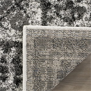 Hawthorne Collection 2' 6&quot X 12' Rug in Ivory and Silver
