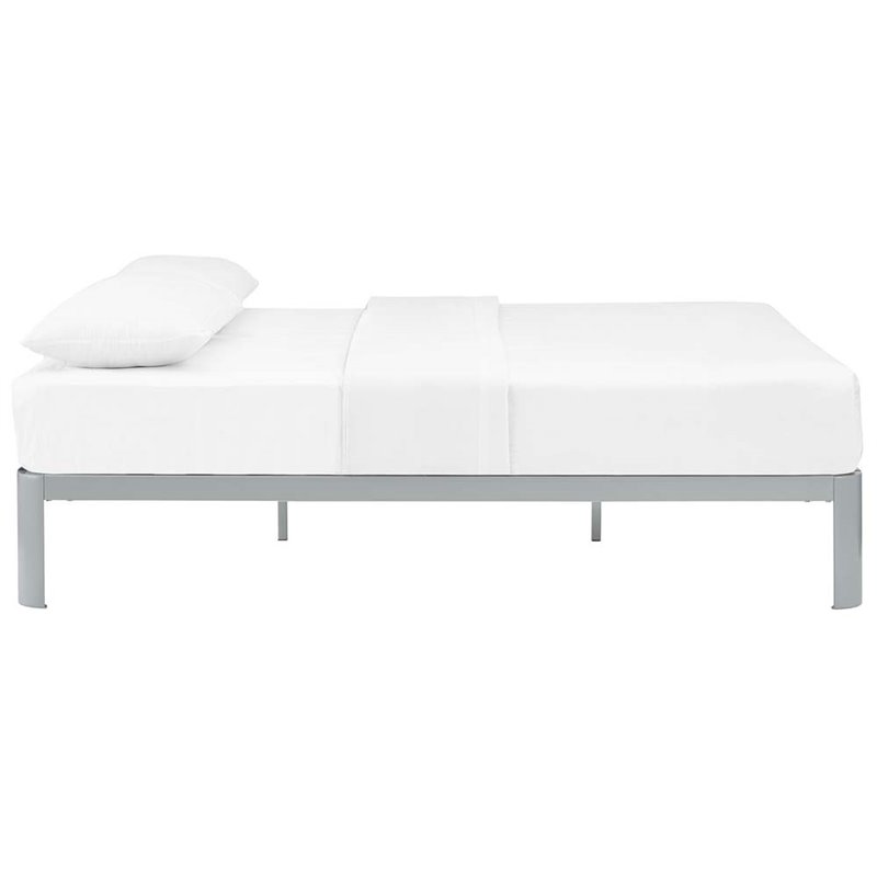 Hawthorne Collection Queen Platform Bed in Gray