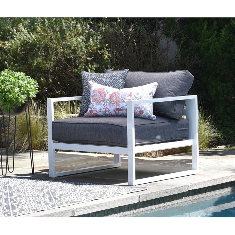 Elle Decor Paloma Outdoor Accent Chair White