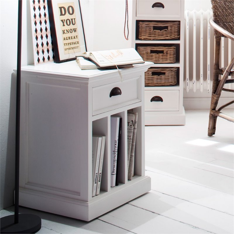 Set of 2 Nightstands with Dividers in White