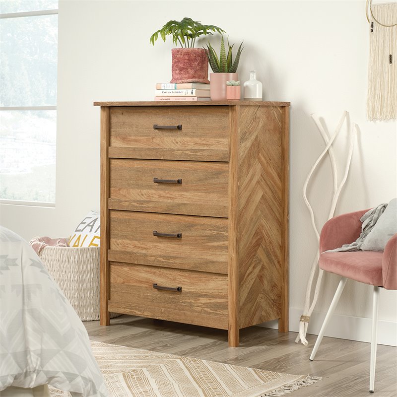 Home Square 4 PC Bedroom Set with Dresser/Chest/2 Nightstand in Sindoori Mango