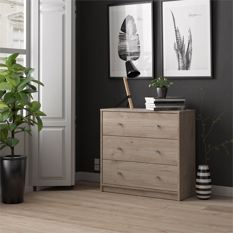 4 Piece Bedroom Set in Jackson Hickory