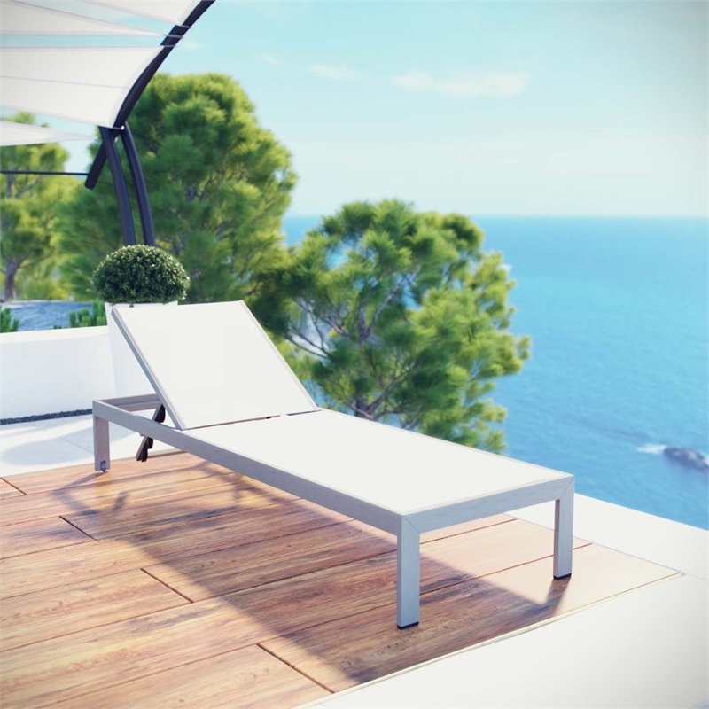 Home Square 2 Piece Aluminum Mesh Patio Chaise Lounge Set in Silver/White