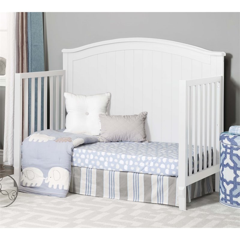 Baby Crib and 4 Drawer Dresser Chest Set in Pure White