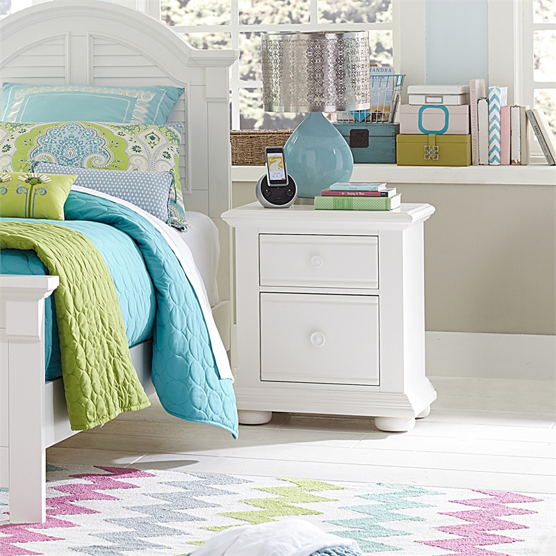 Home Square 2-Piece Set with Queen Panel Bed and 2-Drawer Night Stand