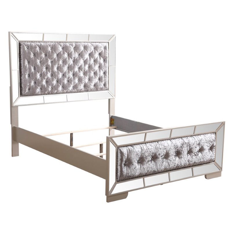 Home Square 2-Piece Set with Queen Panel Bed and 5-Drawer Chest