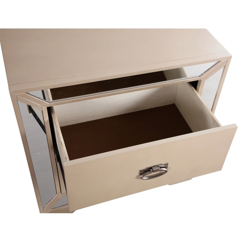 Home Square 2-Piece Set with 5-Drawer Chest & 2-Drawer Nightstand in Pearl