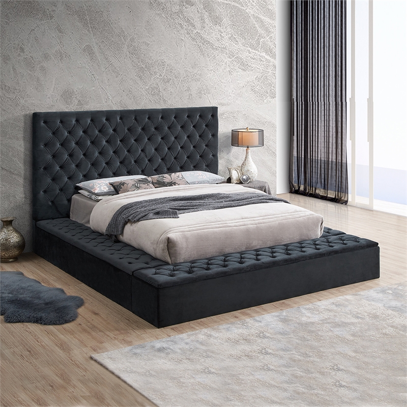 Home Square 2-Piece Set with Platform Queen Bed & 4-Doors Armoire in Black