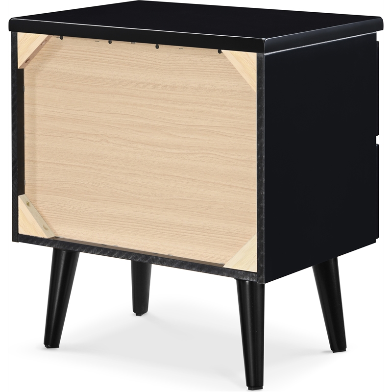 Home Square 2-Piece Set with Side Table and Metal Queen Bed in Black