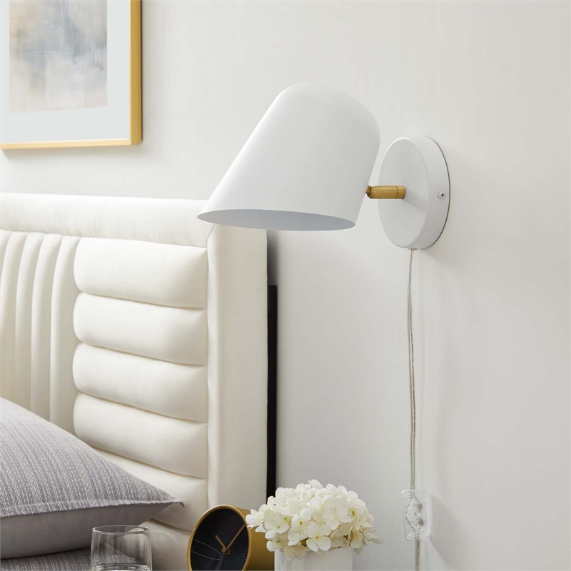 Maklaine Contemporary 1-Light Metal Swivel Wall Sconce in White