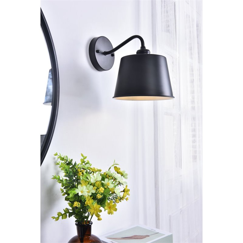 Maklaine 1-Light Mid-Century Metal Wall Sconce in Black Finish