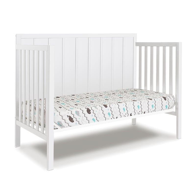 Maklaine Modern / Contemporary 4-in-1 Convertible Crib White