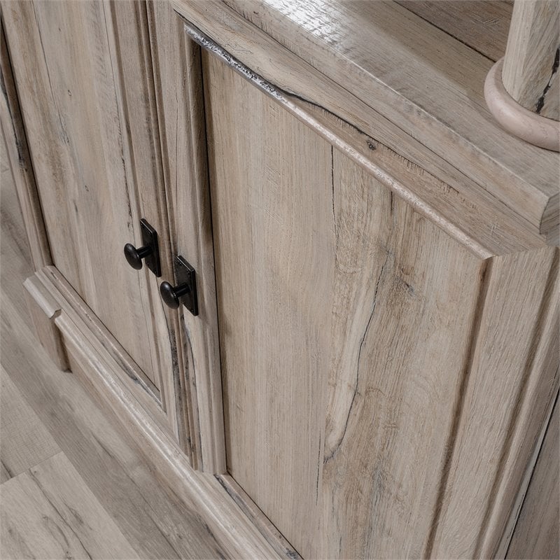 Maklaine Traditional Engineered Wood 3-Shelf Bookcase in Split Oak