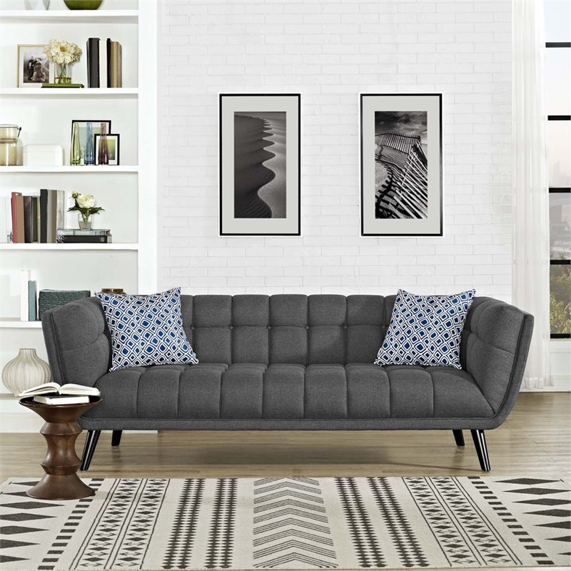 Maklaine Contemporary Upholstered Polyester Fabric Sofa in Gray